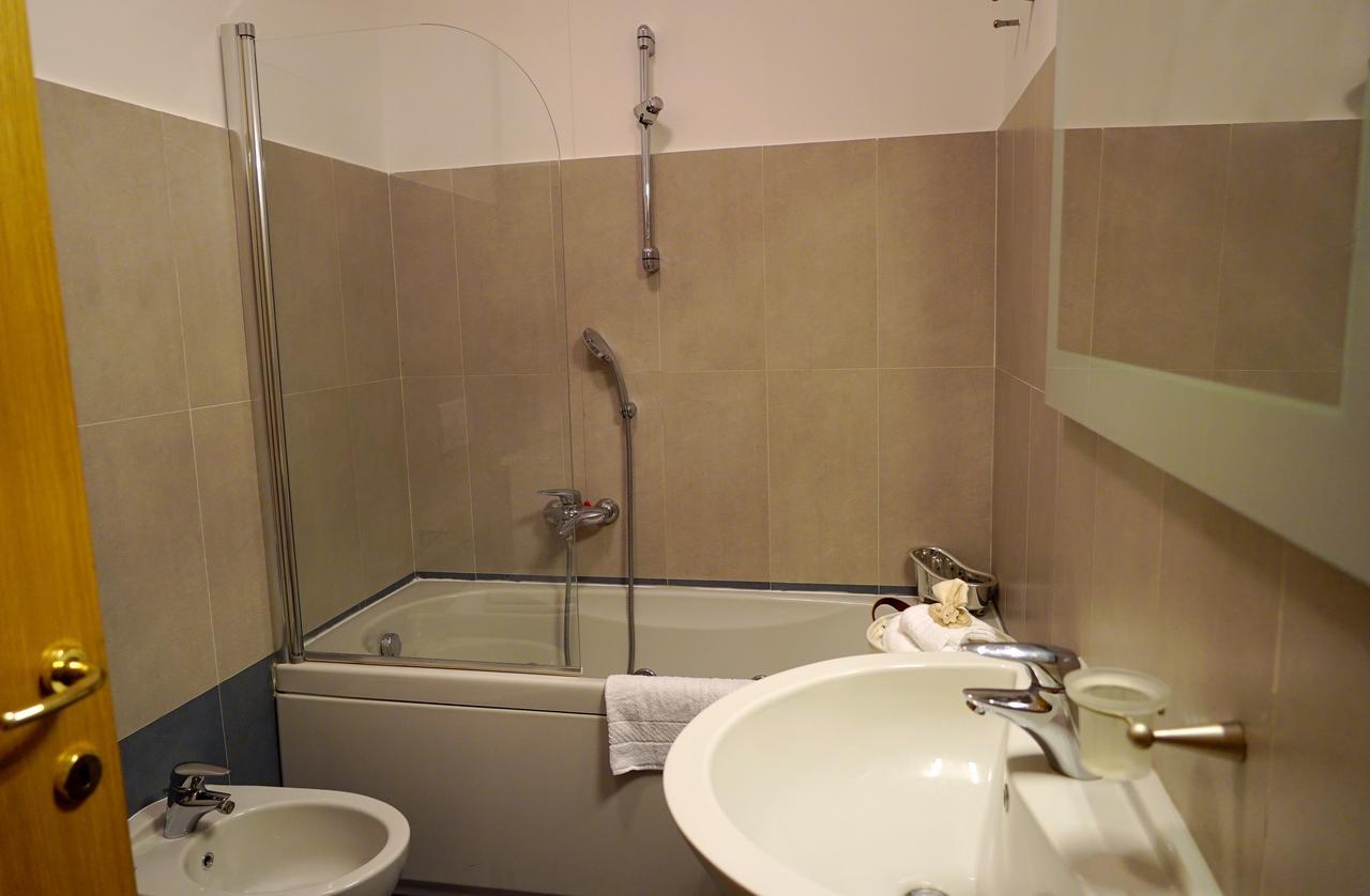Duomo Apartment Mediolan Zewnętrze zdjęcie